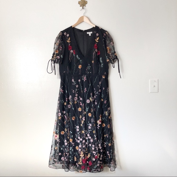 Anthropologie Dresses & Skirts - Anthro ML Monique Lhuillier Tasha Embroider dress